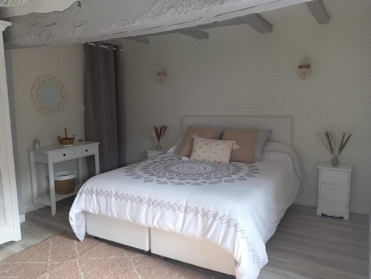 Chambre D'Hote Familiale De La Maison Bleue Lanvallay Zewnętrze zdjęcie