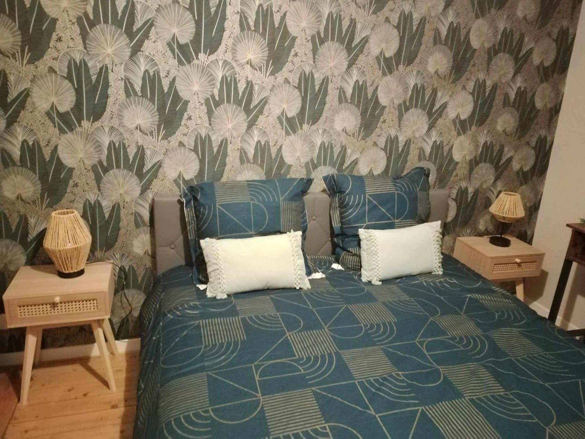 Chambre D'Hote Familiale De La Maison Bleue Lanvallay Zewnętrze zdjęcie
